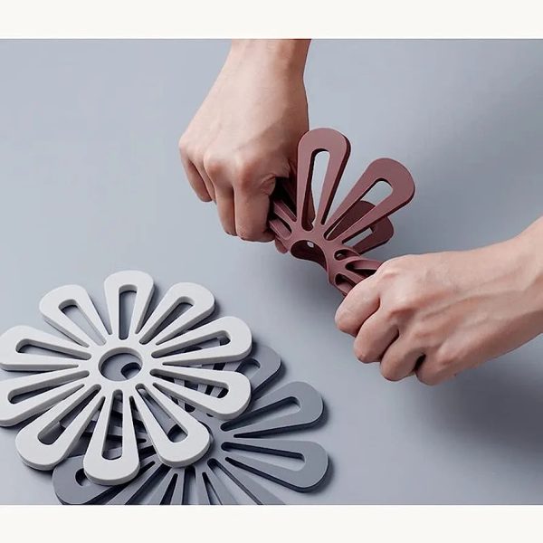 Silicone Flower Shape Coaster Heat Resistant Supply